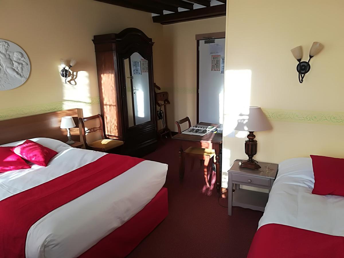 Hostellerie Saint Martin- Logis Hotel Et Restaurant Creully sur Seulles Ngoại thất bức ảnh