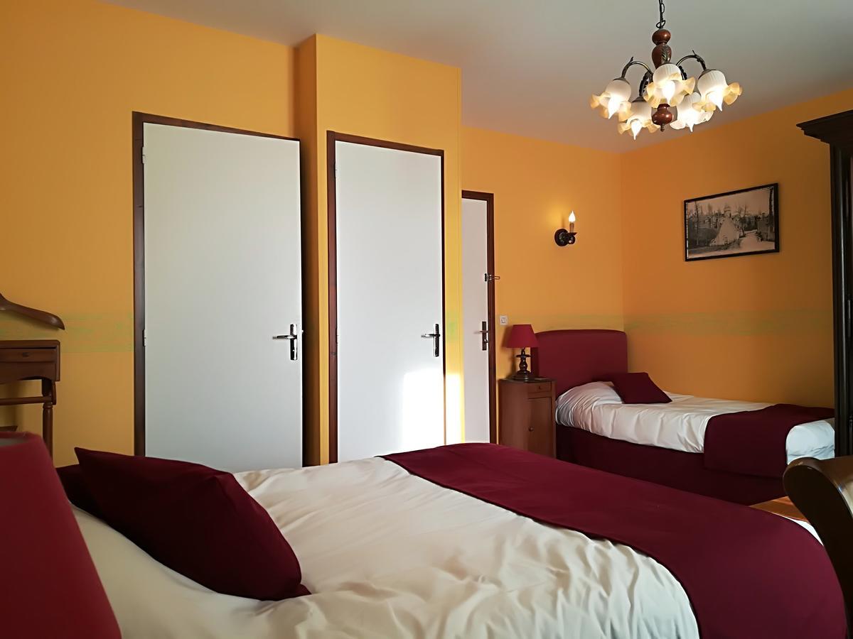Hostellerie Saint Martin- Logis Hotel Et Restaurant Creully sur Seulles Ngoại thất bức ảnh