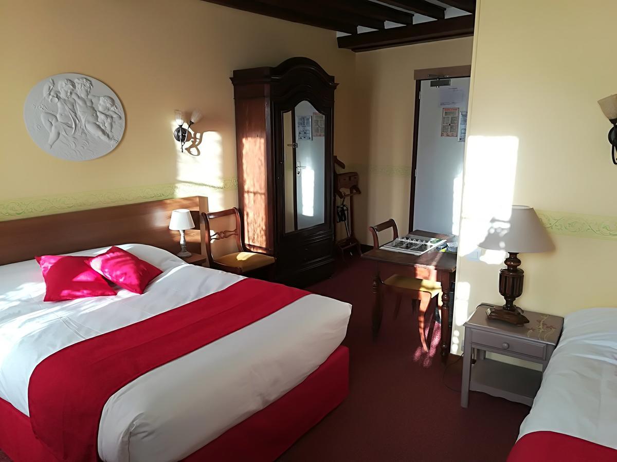Hostellerie Saint Martin- Logis Hotel Et Restaurant Creully sur Seulles Ngoại thất bức ảnh